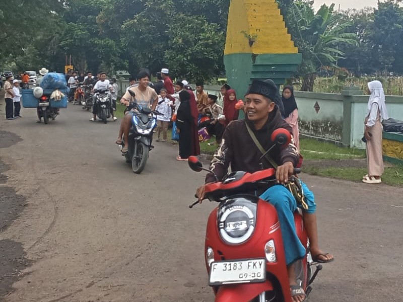 PEMBAGIAN TAKJIL